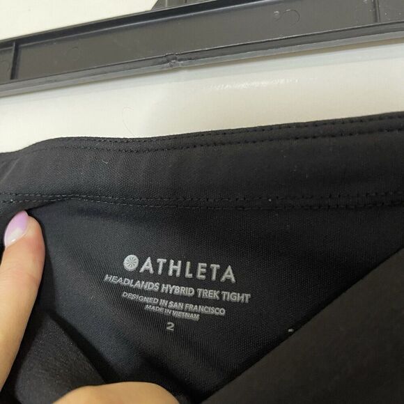 Athleta Headlands Hybrid Trek Tight in back size 2 - Picture 5 of 8